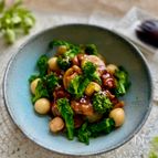春野菜がおいしい〜新じゃがと鶏肉の甘辛煮