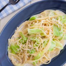 フライパンで簡単！柚子胡椒の和風クリームパスタ