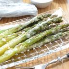 頑張った後のお楽しみ♪カリザク食感の揚げアスパラ