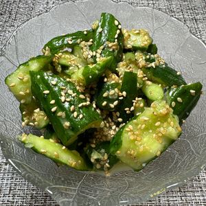 楽ラク手抜キッチン🐶🐾の作ってみた!投稿(【バシバシ叩いて時短で美味しい】きゅうりのワサビ浅漬け)