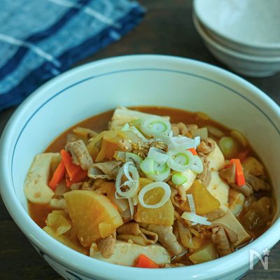 豚もつと豆腐のこっくり味噌煮込み