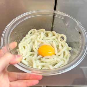 ケの作ってみた!投稿(簡単5分！仕事帰りでも作れる「のりたまうどん」)