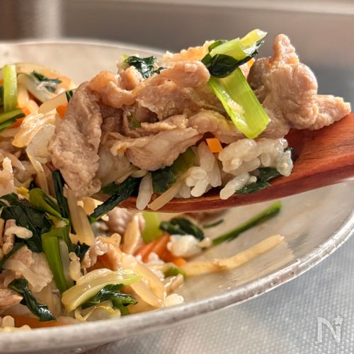 小松菜レシピに悩んだら!!【子どもパクパク小松菜生姜焼き丼】