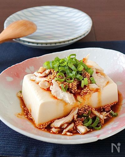 冷奴のアレンジレシピ 30選 ヘルシーから定番の豆腐メニュー レシピサイト Nadia ナディア プロの料理家のおいしいレシピ