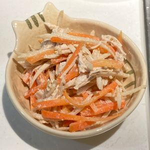 すみれの作ってみた!投稿(【ささみとごぼうのごまマヨサラダ】腸活に◎食物繊維たっぷり♡)