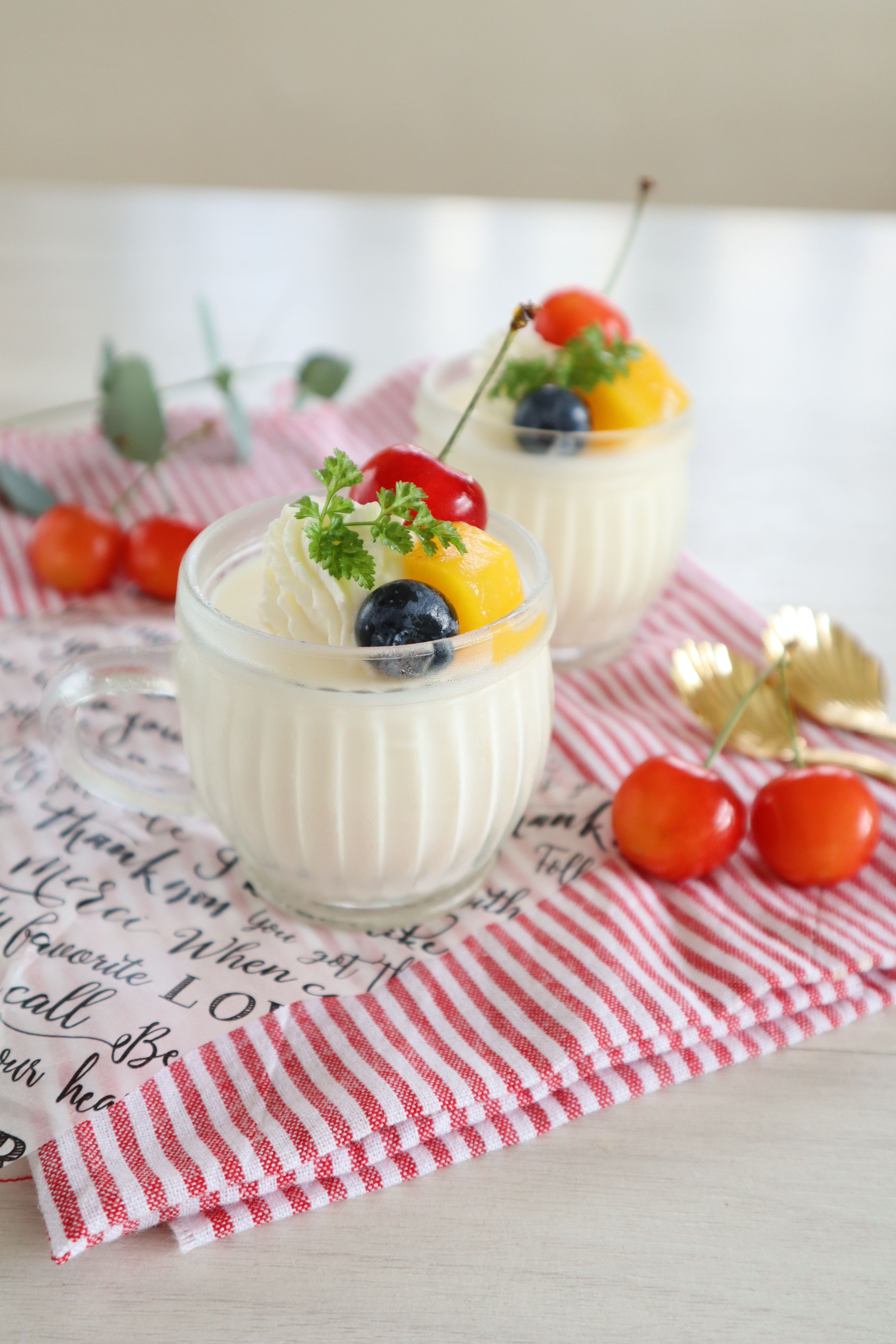 264円 お気に入 cotta リーフゼラチン ゴールド 100g 264円 お気に入 cotta リーフゼラチン ゴールド 100g