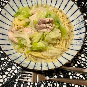 アイスの作ってみた!投稿(鶏とキャベツのうま塩パスタ【#フライパンひとつ #やみつき】)