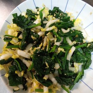 鶏皮坊主の作ってみた!投稿(箸休めに！白菜とほうれん草の和え物)