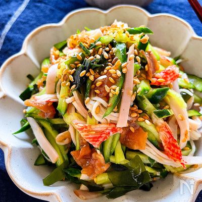5分★麺つゆで超簡単
【きゅうりとハムのさっぱり梅和え】
