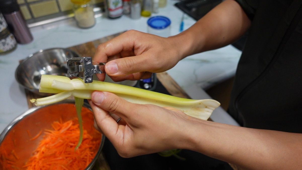 シャキシャキ食感！ニンジンとセロリのイタリアンサラダ | レシピ