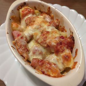 たりおの作ってみた!投稿(簡単×絶品！ポテトとウインナーのピザ風チーズ焼き)
