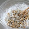 余った節分豆消費！味見とまらない♡豆豆じゃこ豆の工程1