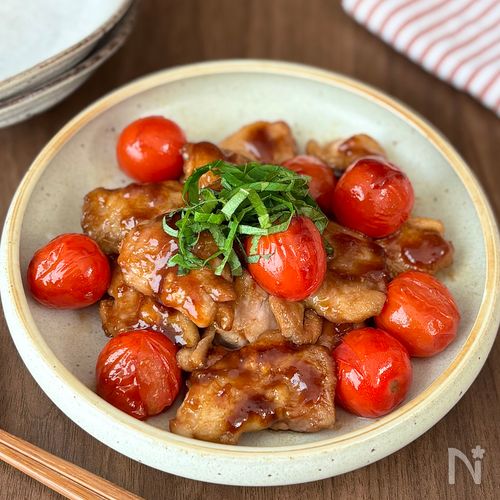 鶏肉とミニトマトのにんにく醤油炒め