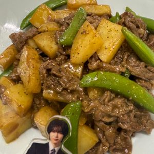 それぞれの作ってみた!投稿(牛肉と春野菜のカレー炒め)