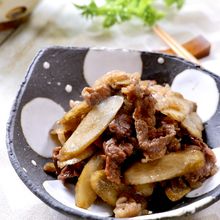 ご飯が進む甘辛味♡簡単3ステップ♪『牛肉とごぼうのしぐれ煮』