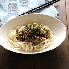 ニラときのこのそぼろうどん