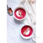 ピンク色がかわいい！ビーツのポタージュ