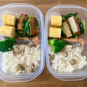 ゆかりの作ってみた!投稿(【冷凍作り置き】小松菜とさつま揚げのごま炒め)