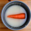 【炊飯器に入れて炊くだけ】にんじんライスの工程1