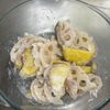 ご飯が進む！【さつまいもと蓮根ときのこのにんにく味噌炒め】の工程3