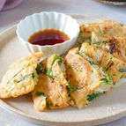 米粉でサクモチッ♪【餃子風チヂミ】