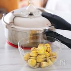 活力鍋で栗の皮をむく！
