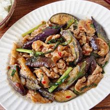 【豚こまと茄子のスタミナ炒め】甘辛味でご飯がすすむ！