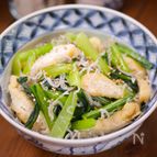1分おつまみシリーズ⑭じゃこと小松菜とお揚げさんの和え物🍶