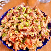 〖ご飯が進む〗豚こまがしっとりジューシー！からしマヨ焼き