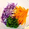 【お弁当の副菜にも】紫キャベツとにんじんのナムルの工程2