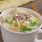 包丁なし♪もやしとレタスのピリ辛豆乳スープ