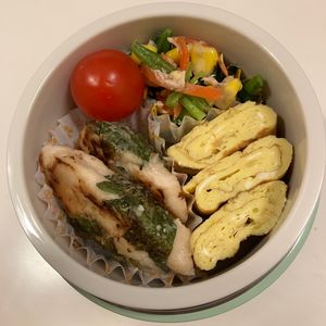 ちよの作ってみた!投稿(【鶏ささ身の梅しそ巻きスティック】夏にさっぱり♬︎)