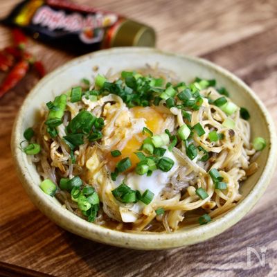 200kcal以内で満腹★しらたきとエノキのピリ辛すき焼き風
