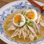 蒸し鶏としらたきの鶏だし冷麺風