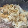 秋の簡単副菜【舞茸とひき肉の麺つゆバターガーリックソテー】の工程4