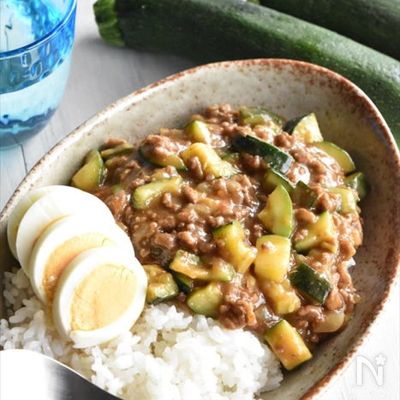 今が旬！ズッキーニのキーマカレー