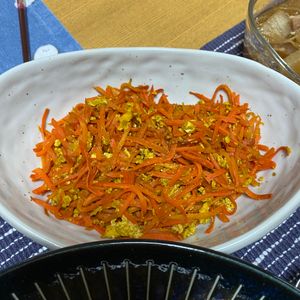 おずえるの作ってみた!投稿(お箸が止まらない！カレー味のしりしり)