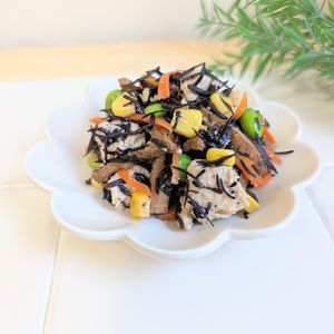 AYANO.•*¨*•.☆の作ってみた!投稿(お箸が止まらない♡『豆腐とひじきの冷たいお惣菜』)