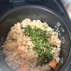 プチもち食感！だし香る鮭と大葉のもち麦ごはんの工程3