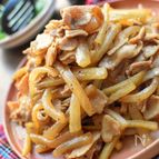 焼き肉のタレ+オイスターde豚バラ肉と大根のこく旨炒め♡