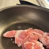 【コンロ1つで夏のご馳走】なすと豚肉のみぞれそうめんの工程1