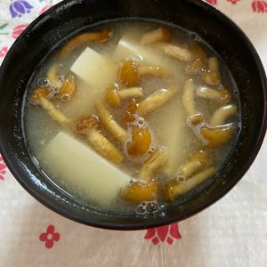 万福の作ってみた!投稿(【おみそ汁】豆腐となめこのお味噌汁)