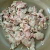 【豆苗と豚ばらのにんにく塩レモン炒め】5分かからずに激旨！の工程1