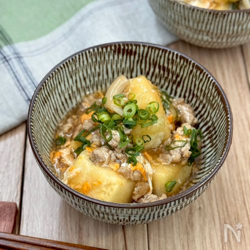 揚げ出し豆腐 きのこと卵のあんかけ