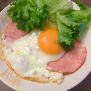 たりおの作ってみた!投稿(綺麗な半熟目玉焼き)