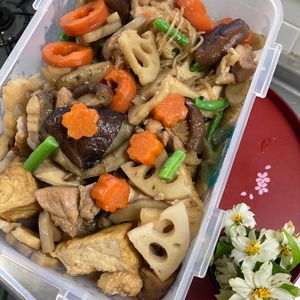 そら・ゆずの作ってみた!投稿(ボリューム満点!【我が家の絹厚揚げ入り筑前煮】)
