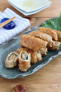 お弁当やおつまみに♪なすと青じその豚巻きピリ辛ポン酢炒め
