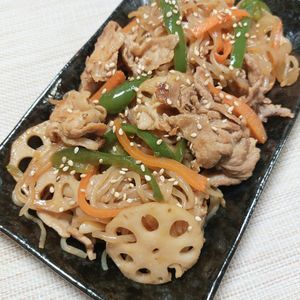 よっこの作ってみた!投稿(【ピリ辛しらたきチャプチェ】ご飯に合うヘルシー中華おかず♡)