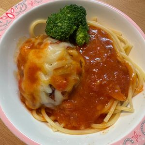 329968の作ってみた!投稿(彼が好きな『トマトソースの煮込みチーズハンバーグ』)