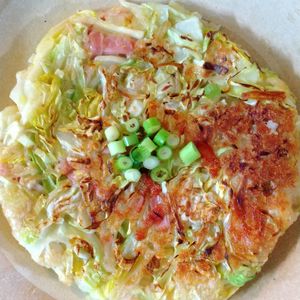 チョロリスの作ってみた!投稿(ペロッと食べちゃう【キャベツとえのきのもちとろ焼き】低糖質♪)